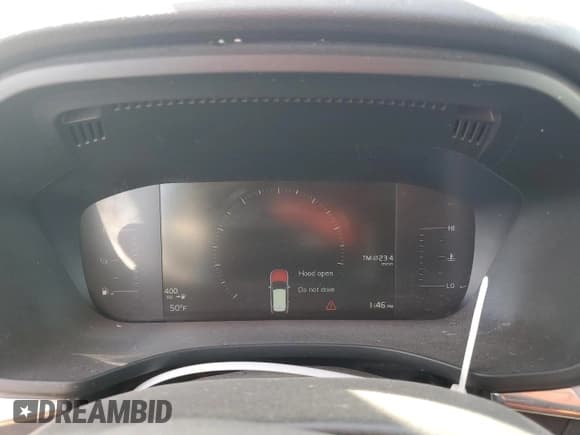 ✅ 2018 Volvo XC60 Momentum • VIN: LYV102RK0JB088167 • Lot: 43752725. Listed on Copart with 42,890 mi. Free auction sales archive from the USA and detailed vehicle history report at DreamBid. Image 9.