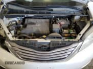 ✅ 2015 Toyota Sienna XLE • VIN: 5TDYK3DCXFS597778 • Lot: 82375575. Listed on Copart with 159,686 mi. Free auction sales archive from the USA and detailed vehicle history report at DreamBid. Image 12.