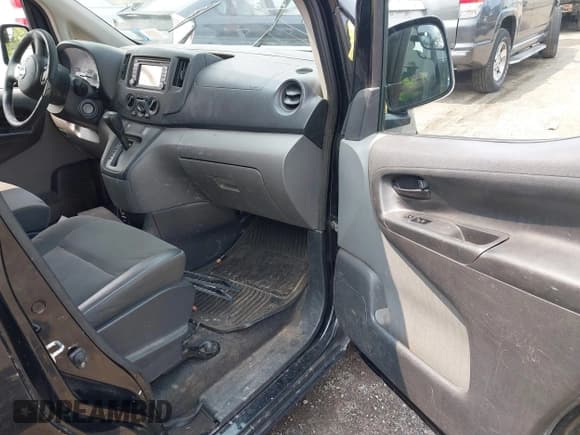 ✅ 2013 Nissan NV200 SV • VIN: 3N6CM0KN1DK693683 • Lot: 42474521. Listed on IAAI with 83,826 mi. Free auction sales archive from the USA and detailed vehicle history report at DreamBid. Image 5.