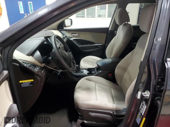 ✅ 2018 Hyundai Santa Fe 2.4L • VIN: 5XYZT3LB7JG560882 • Лот: 90848945. Опубликован ранее на Copart с пробегом 134 050 миль. Бесплатный доступ к архиву аукционных продаж из США и подробный отчёт об истории автомобиля на DreamBid. Изображение 7.