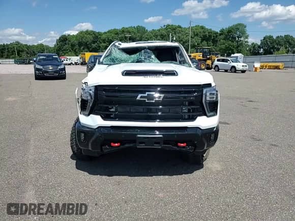 2025 Chevrolet Silverado 3500HD LTZ с VIN 2GC4KUEY6S1199578, выставлен на аукционе Copart как лот 62137085 с пробегом 2 202 миль миль и Списание • Salvage title. История ставок и продаж доступна на DreamBid. Изображение 13.
