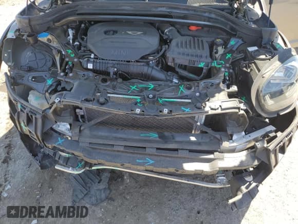 ✅ 2019 MINI Countryman Cooper S • VIN: WMZYT3C5XK3E96495 • Lot: 66739275. Listed on Copart with 62,002 mi. Free auction sales archive from the USA and detailed vehicle history report at DreamBid. Image 11.