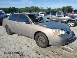 2007 Chevrolet Malibu LS z VIN 1G1ZS57NX7F284477, wystawiony jako Copart lot #69028264 z przebiegiem 132 309 mil mil oraz Szkoda całkowita • Salvage title. Historia ofert i sprzedaży dostępna na DreamBid. Obrazek 4.