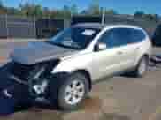 2014 Chevrolet Traverse LT z VIN 1GNKRHKD5EJ134069, wystawiony jako IAAI lot #43489428 z przebiegiem 151 134 mil mil oraz . Historia ofert i sprzedaży dostępna na DreamBid. Obrazek 18.