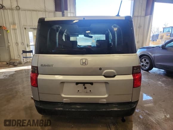 ✅ 2006 Honda Element EX-P • VIN: 5J6YH28736L017157 • Лот: 92162985. Опубликован ранее на Copart с пробегом 210 504 миль. Бесплатный доступ к архиву аукционных продаж из США и подробный отчёт об истории автомобиля на DreamBid. Изображение 6.