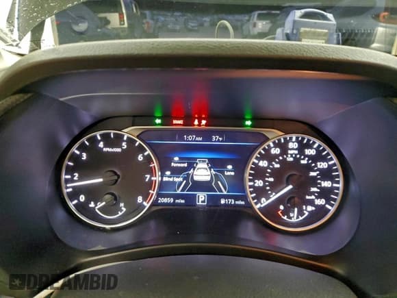 ✅ 2025 Nissan Sentra SR • VIN: 3N1AB8DV5SY312068 • Lot: 94907885. Listed on Copart with 20,859 mi. Free auction sales archive from the USA and detailed vehicle history report at DreamBid. Image 9.