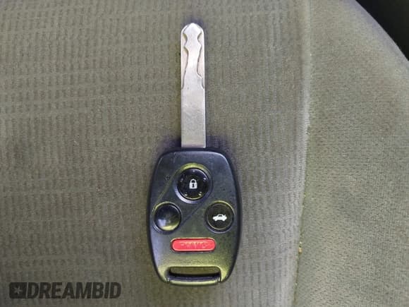 ✅ 2006 Honda Accord LX • VIN: 1HGCM66376A064854 • Лот: 43613820. Опубликован ранее на IAAI с пробегом 171 076 миль. Бесплатный доступ к архиву аукционных продаж из США и подробный отчёт об истории автомобиля на DreamBid. Изображение 11.