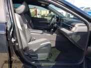 ✅ 2025 Toyota Camry SE • VIN: 4T1DAACK5SU054841 • Лот: 43633838. Опубликован ранее на IAAI с пробегом 17 428 миль. Бесплатный доступ к архиву аукционных продаж из США и подробный отчёт об истории автомобиля на DreamBid. Изображение 5.