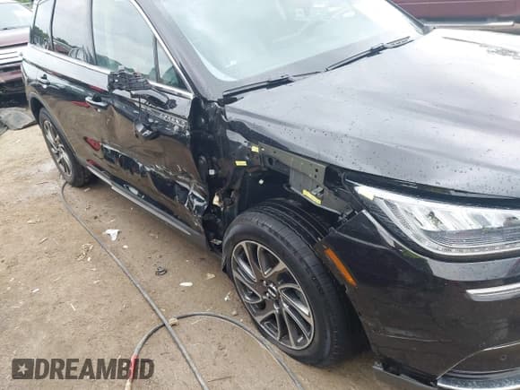 ✅ 2020 Lincoln Corsair Standard • VIN: 5LMCJ1D90LUL12401 • Лот: 43042243. Опубликован ранее на IAAI с пробегом 38 408 миль. Бесплатный доступ к архиву аукционных продаж из США и подробный отчёт об истории автомобиля на DreamBid. Изображение 18.