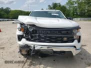 ✅ 2025 Chevrolet Silverado 1500 • VIN: 1GCUKAED1SZ217603 • Лот: 59251825. Опубликован ранее на Copart с пробегом 994 миль. Бесплатный доступ к архиву аукционных продаж из США и подробный отчёт об истории автомобиля на DreamBid. Изображение 5.