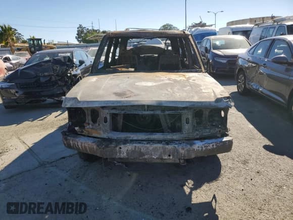 ✅ 1999 Land Rover Range Rover • VIN: SALPV1442XA423758 • Lot: 70310264. Wystawiony na Copart z przebiegiem Nie podano. Bezpłatny archiwum sprzedaży aukcyjnych z USA i szczegółowy raport historii pojazdu na DreamBid. Zdjęcie 5.