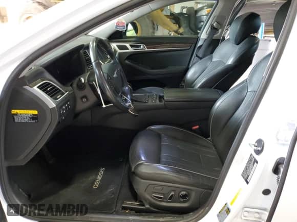 2016 Hyundai Genesis 3.8L z VIN KMHGN4JE9GU120394, wystawiony jako Copart lot #72411594 z przebiegiem 111 653 mil mil oraz Szkoda całkowita • Salvage title. Historia ofert i sprzedaży dostępna na DreamBid. Obrazek 7.