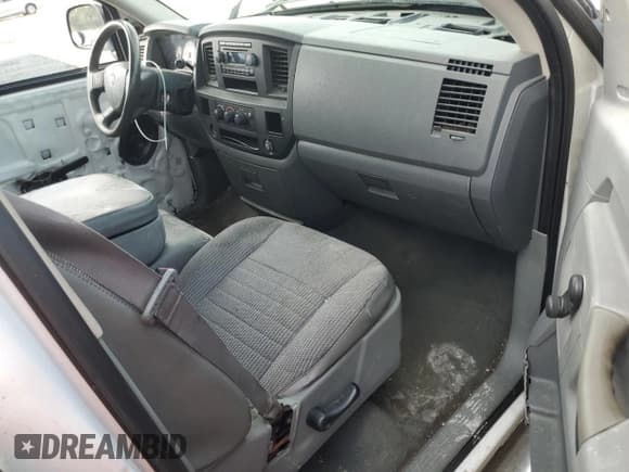 ✅ 2008 Dodge 1500 ST • VIN: 1D7HA18K98J209891 • Лот: 77991184. Опубликован ранее на Copart с пробегом 271 250 миль. Бесплатный доступ к архиву аукционных продаж из США и подробный отчёт об истории автомобиля на DreamBid. Изображение 8.