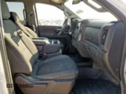 ✅ 2023 Chevrolet Silverado 2500HD Work Truck • VIN: 1GC5YLE70PF208991 • Lot: 86257655. Wystawiony na Copart z przebiegiem 84 392 mil. Bezpłatny archiwum sprzedaży aukcyjnych z USA i szczegółowy raport historii pojazdu na DreamBid. Zdjęcie 5.