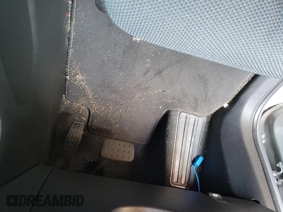 ✅ 2021 Chevrolet Traverse LT Cloth • VIN: 1GNEVMKWXMJ220477 • Lot: 42842579. Wystawiony na IAAI z przebiegiem 62 180 mil. Bezpłatny archiwum sprzedaży aukcyjnych z USA i szczegółowy raport historii pojazdu na DreamBid. Zdjęcie 1.