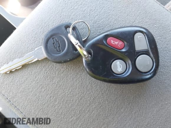 ✅ 2003 Chevrolet Impala • VIN: 2G1WF52E339377911 • Лот: 43623048. Опубликован ранее на IAAI с пробегом 130 656 миль. Бесплатный доступ к архиву аукционных продаж из США и подробный отчёт об истории автомобиля на DreamBid. Изображение 11.