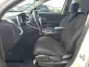 2015 Chevrolet Equinox LT z VIN 1GNALBEK2FZ113140, wystawiony jako Copart lot #61002125 z przebiegiem 66 236 mil mil oraz Czysty tytuł • Clean title. Historia ofert i sprzedaży dostępna na DreamBid. Obrazek 7.