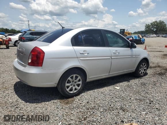 ✅ 2006 Hyundai Accent GLS • VIN: KMHCN46C46U060741 • Лот: 59560575. Опубликован ранее на Copart с пробегом 93 966 миль. Бесплатный доступ к архиву аукционных продаж из США и подробный отчёт об истории автомобиля на DreamBid. Изображение 3.