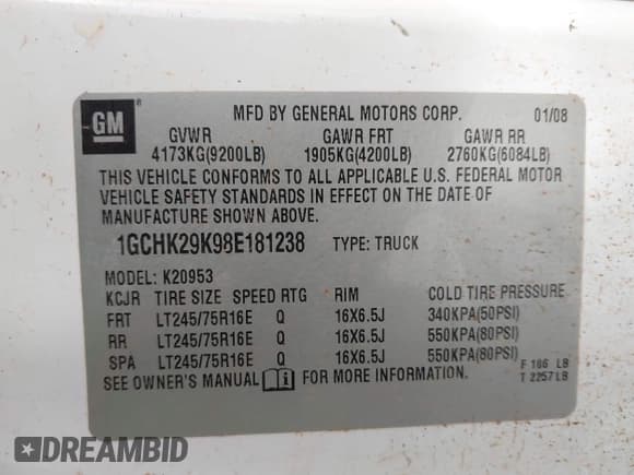 ✅ 2008 Chevrolet Silverado 2500HD 1LT • VIN: 1GCHK29K98E181238 • Lot: 41468155. Wystawiony na IAAI z przebiegiem 218 406 mil. Bezpłatny archiwum sprzedaży aukcyjnych z USA i szczegółowy raport historii pojazdu na DreamBid. Zdjęcie 9.