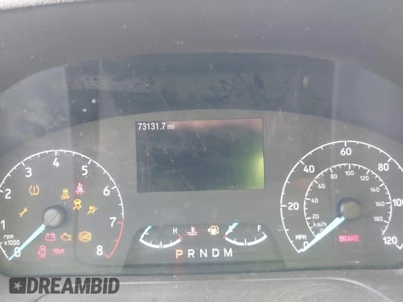 ✅ 2020 Ford Transit Cargo • VIN: 1FTYE1Y83LKA27478 • Lot: 42468253. Wystawiony na IAAI z przebiegiem 73 131 mil. Bezpłatny archiwum sprzedaży aukcyjnych z USA i szczegółowy raport historii pojazdu na DreamBid. Zdjęcie 7.