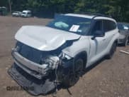 ✅ 2024 Toyota Highlander LE • VIN: 5TDKDRBH0RS548417 • Лот: 42492887. Опубликован ранее на IAAI с пробегом 14 936 миль. Бесплатный доступ к архиву аукционных продаж из США и подробный отчёт об истории автомобиля на DreamBid. Изображение 18.