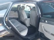 ✅ 2016 Hyundai Sonata SE • VIN: 5NPE24AF1GH411446 • Лот: 43519779. Опубликован ранее на IAAI с пробегом 175 863 миль. Бесплатный доступ к архиву аукционных продаж из США и подробный отчёт об истории автомобиля на DreamBid. Изображение 8.