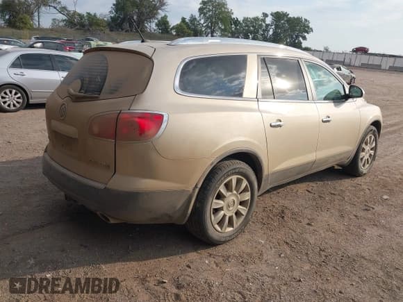 ✅ 2012 Buick Enclave Premium • VIN: 5GAKVDED7CJ141175 • Lot: 43360342. Wystawiony na IAAI z przebiegiem 119 358 mil. Bezpłatny archiwum sprzedaży aukcyjnych z USA i szczegółowy raport historii pojazdu na DreamBid. Zdjęcie 4.