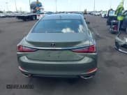 ✅ 2020 Lexus ES 350 Luxury • VIN: 58AEZ1B10LU053600 • Lot: 41966488. Wystawiony na IAAI z przebiegiem 12 328 mil. Bezpłatny archiwum sprzedaży aukcyjnych z USA i szczegółowy raport historii pojazdu na DreamBid. Zdjęcie 17.