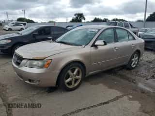 2007 Hyundai Sonata SE с VIN 5NPEU46FX7H188004, выставлен на аукционе Copart как лот 68930714 с пробегом 194 101 миль миль и На запчасти • Non repairable. История ставок и продаж доступна на DreamBid. Изображение 1.