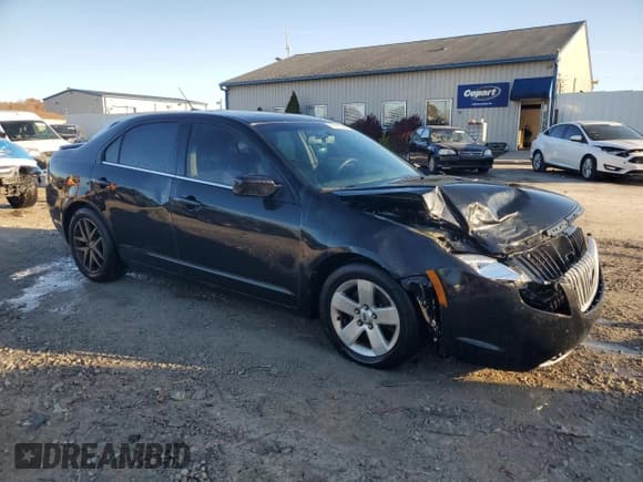 ✅ 2010 Mercury Milan • VIN: 3MEHM0HA6AR649578 • Lot: 92316845. Listed on Copart with 332,983 mi. Free auction sales archive from the USA and detailed vehicle history report at DreamBid. Image 4.