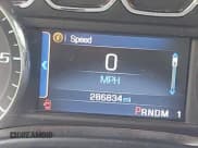 ✅ 2015 Chevrolet Silverado 2500HD LT • VIN: 1GC2KVEG6FZ100680 • Lot: 42928881. Wystawiony na IAAI z przebiegiem 286 834 mil. Bezpłatny archiwum sprzedaży aukcyjnych z USA i szczegółowy raport historii pojazdu na DreamBid. Zdjęcie 15.