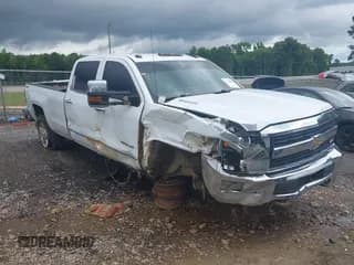✅ 2016 Chevrolet Silverado 2500HD LTZ • VIN: 1GC1KWE81GF177938 • Lot: 42354370. Listed on IAAI with 261,670 mi. Free auction sales archive from the USA and detailed vehicle history report at DreamBid. Image 1.