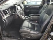 ✅ 2015 Toyota Highlander XLE • VIN: 5TDJKRFH7FS160091 • Лот: 91528355. Опубликован ранее на Copart с пробегом 122 641 миль. Бесплатный доступ к архиву аукционных продаж из США и подробный отчёт об истории автомобиля на DreamBid. Изображение 7.