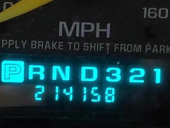 ✅ 2000 Chevrolet Suburban LS • VIN: 3GNFK16T8YG143773 • Лот: 41476329. Опубликован ранее на IAAI с пробегом 214 158 миль. Бесплатный доступ к архиву аукционных продаж из США и подробный отчёт об истории автомобиля на DreamBid. Изображение 7.