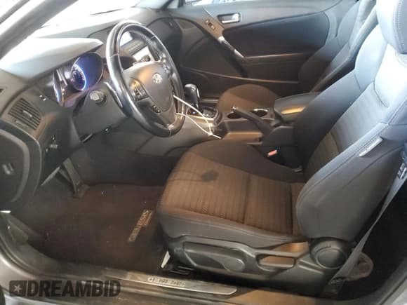 ✅ 2015 Hyundai Genesis Coupe 3.8L Base • VIN: KMHHT6KJ1FU129171 • Lot: 43657235. Wystawiony na Copart z przebiegiem 90 255 mil. Bezpłatny archiwum sprzedaży aukcyjnych z USA i szczegółowy raport historii pojazdu na DreamBid. Zdjęcie 7.