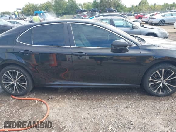 2019 Toyota Camry LE with VIN 4T1B11HK5KU253811, listed as a IAAI auction lot 43339157 with 88,176 mi miles and . Bid and sale history available at DreamBid. Image 14.