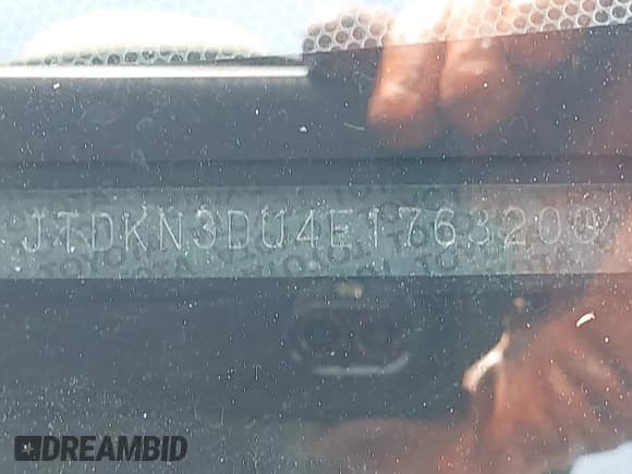 ✅ 2014 Toyota Prius Four • VIN: JTDKN3DU4E1763200 • Lot: 43035369. Wystawiony na IAAI z przebiegiem 86 278 mil. Bezpłatny archiwum sprzedaży aukcyjnych z USA i szczegółowy raport historii pojazdu na DreamBid. Zdjęcie 9.