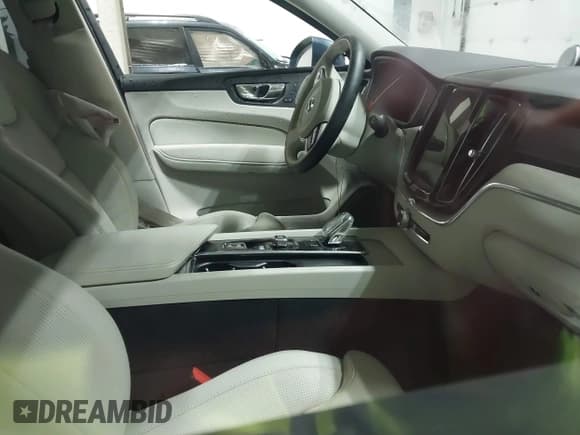 ✅ 2021 Volvo XC60 Inscription Expression • VIN: YV4BR0DL7M1676817 • Лот: 41319286. Опубликован ранее на IAAI с пробегом 23 754 миль. Бесплатный доступ к архиву аукционных продаж из США и подробный отчёт об истории автомобиля на DreamBid. Изображение 5.