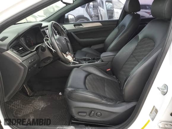 2018 Hyundai Sonata SEL with VIN 5NPE34AF9JH678080, listed as a Copart auction lot 89715465 with 69,531 mi miles and Clean title. Bid and sale history available at DreamBid. Image 7.