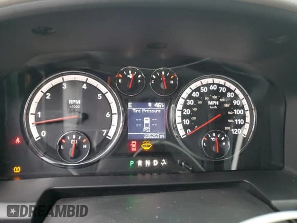 ✅ 2012 Ram 1500 Big Horn • VIN: 1C6RD7LTXCS190531 • Лот: 93473495. Опубликован ранее на Copart с пробегом 205 253 миль. Бесплатный доступ к архиву аукционных продаж из США и подробный отчёт об истории автомобиля на DreamBid. Изображение 9.