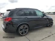 ✅ 2018 BMW X5 M • VIN: 5YMKT6C56J0Y83914 • Lot: 63685334. Wystawiony na Copart z przebiegiem 88 577 mil. Bezpłatny archiwum sprzedaży aukcyjnych z USA i szczegółowy raport historii pojazdu na DreamBid. Zdjęcie 3.