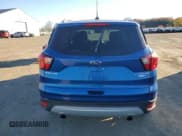 ✅ 2019 Ford Escape Titanium • VIN: 1FMCU9J92KUA03489 • Lot: 92955435. Wystawiony na Copart z przebiegiem 92 523 mil. Bezpłatny archiwum sprzedaży aukcyjnych z USA i szczegółowy raport historii pojazdu na DreamBid. Zdjęcie 6.