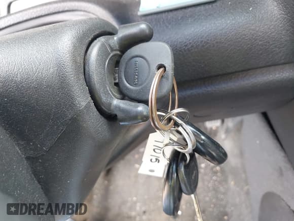 ✅ 2006 GMC Envoy SLE • VIN: 1GKDT13S862288234 • Lot: 42120189. Listed on IAAI with Not provided. Free auction sales archive from the USA and detailed vehicle history report at DreamBid. Image 11.