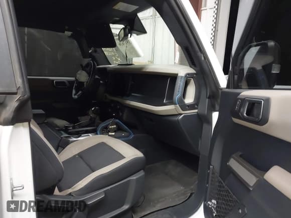 ✅ 2021 Ford Bronco Black Diamond • VIN: 1FMEE5DP6MLA71280 • Lot: 43517636. Wystawiony na IAAI z przebiegiem 63 101 mil. Bezpłatny archiwum sprzedaży aukcyjnych z USA i szczegółowy raport historii pojazdu na DreamBid. Zdjęcie 5.