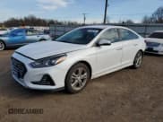 ✅ 2018 Hyundai Sonata Limited • VIN: 5NPE34AF0JH597453 • Лот: 41363713. Опубликован ранее на Copart с пробегом 28 813 миль. Бесплатный доступ к архиву аукционных продаж из США и подробный отчёт об истории автомобиля на DreamBid. Изображение 1.