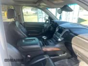 ✅ 2017 Chevrolet Suburban Premier • VIN: 1GNSCJKC0HR170239 • Lot: 93944945. Listed on Copart with 153,190 mi. Free auction sales archive from the USA and detailed vehicle history report at DreamBid. Image 5.