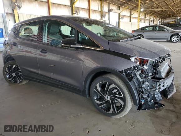 ✅ 2023 Chevrolet Bolt EV 2LT • VIN: 1G1FX6S06P4191750 • Lot: 52102295. Wystawiony na Copart z przebiegiem 13 500 mil. Bezpłatny archiwum sprzedaży aukcyjnych z USA i szczegółowy raport historii pojazdu na DreamBid. Zdjęcie 4.