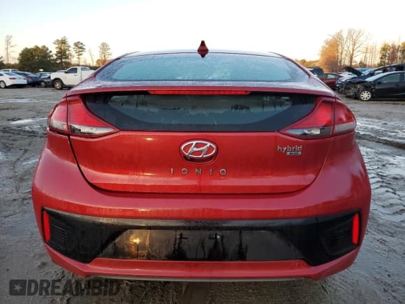 ✅ 2019 Hyundai Ioniq Blue • VIN: KMHC65LC3KU179821 • Lot: 42593805. Wystawiony na Copart z przebiegiem 127 402 mil. Bezpłatny archiwum sprzedaży aukcyjnych z USA i szczegółowy raport historii pojazdu na DreamBid. Zdjęcie 6.