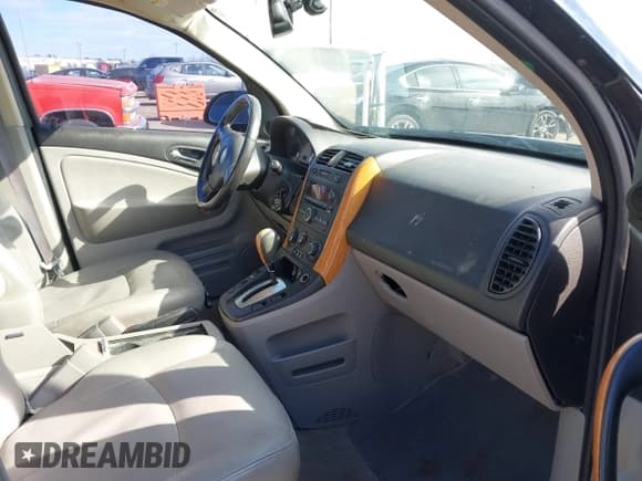 ✅ 2006 Saturn VUE • VIN: 5GZCZ63426S885592 • Lot: 41365550. Wystawiony na IAAI z przebiegiem 234 202 mil. Bezpłatny archiwum sprzedaży aukcyjnych z USA i szczegółowy raport historii pojazdu na DreamBid. Zdjęcie 5.