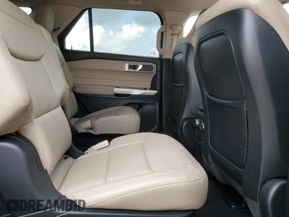 ✅ 2020 Ford Explorer XLT • VIN: 1FMSK7DH5LGC96118 • Lot: 55913525. Wystawiony na Copart z przebiegiem 38 009 mil. Bezpłatny archiwum sprzedaży aukcyjnych z USA i szczegółowy raport historii pojazdu na DreamBid. Zdjęcie 11.